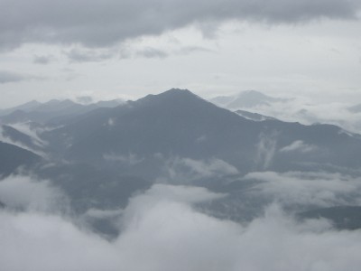 大雪山 015・登りから屏風岳 (640x480)