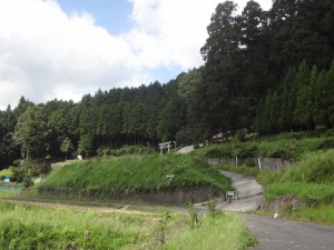 額井岳 006・十八神社 (640x480)