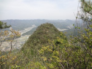 三尾山 072・東峰 (640x480)